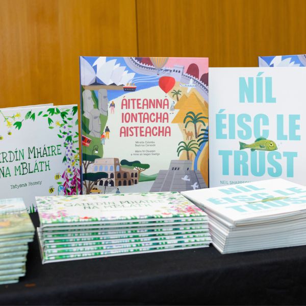 An Gúm reading list